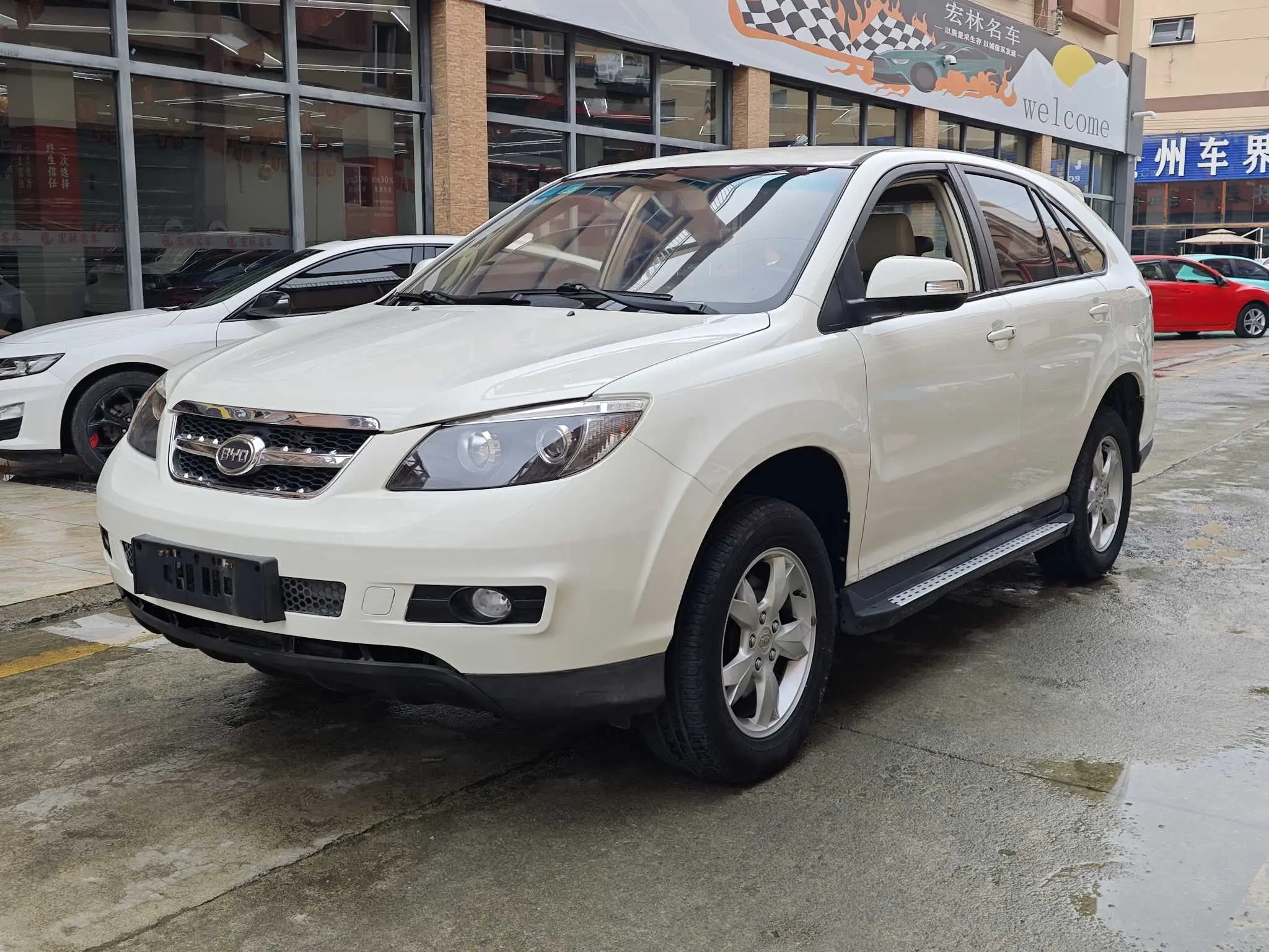 BYD S6  из Китая