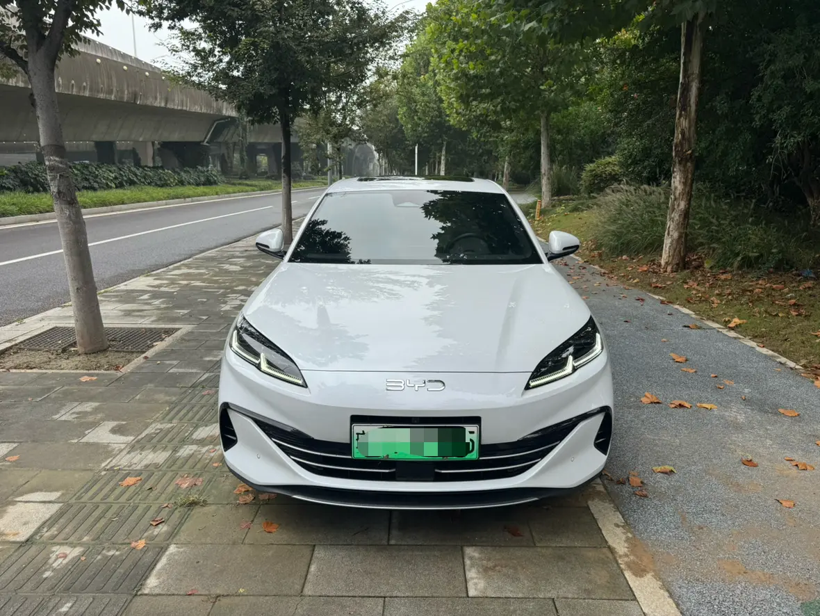 BYD Seal 06DM