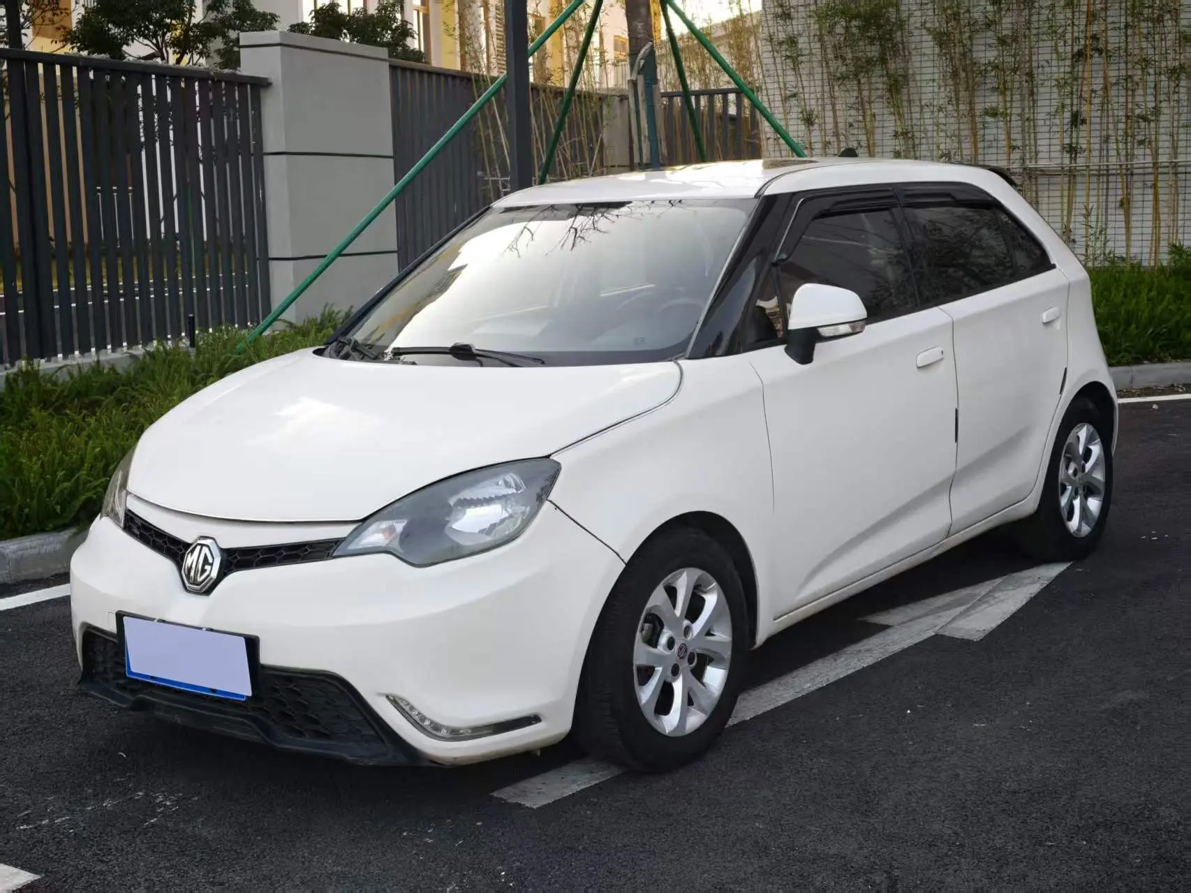 MG 3  из Китая