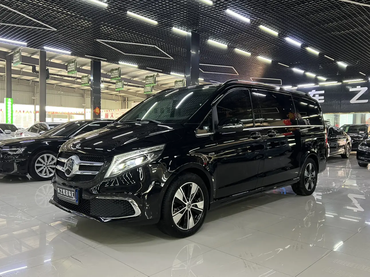 Mercedes-Benz Mercedes Benz V Class  из Китая