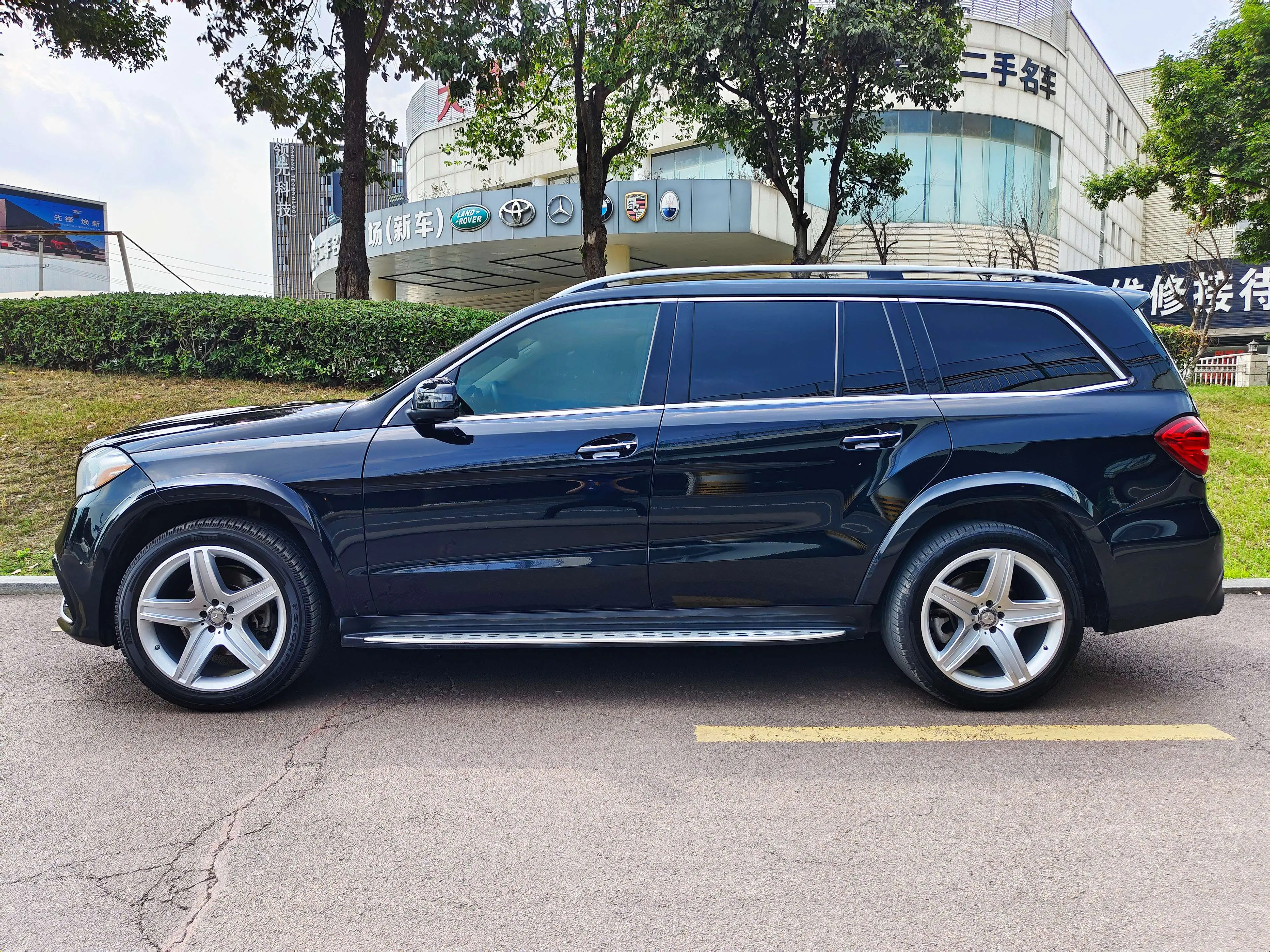 Mercedes-Benz Mercedes Benz GLS