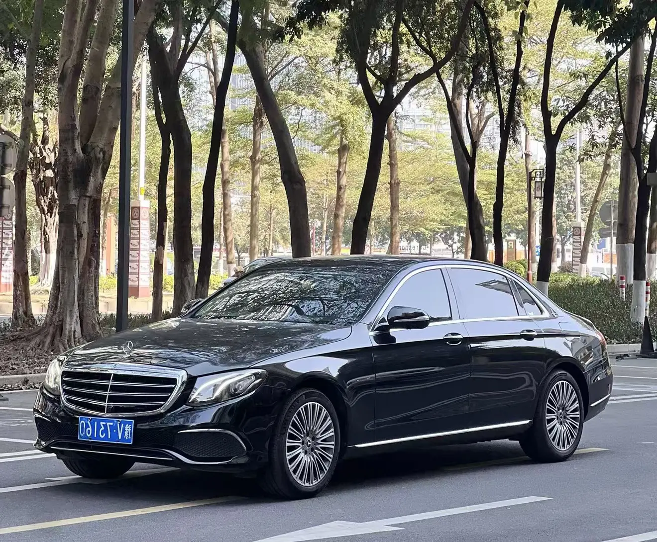 Mercedes-Benz E-Class  из Китая