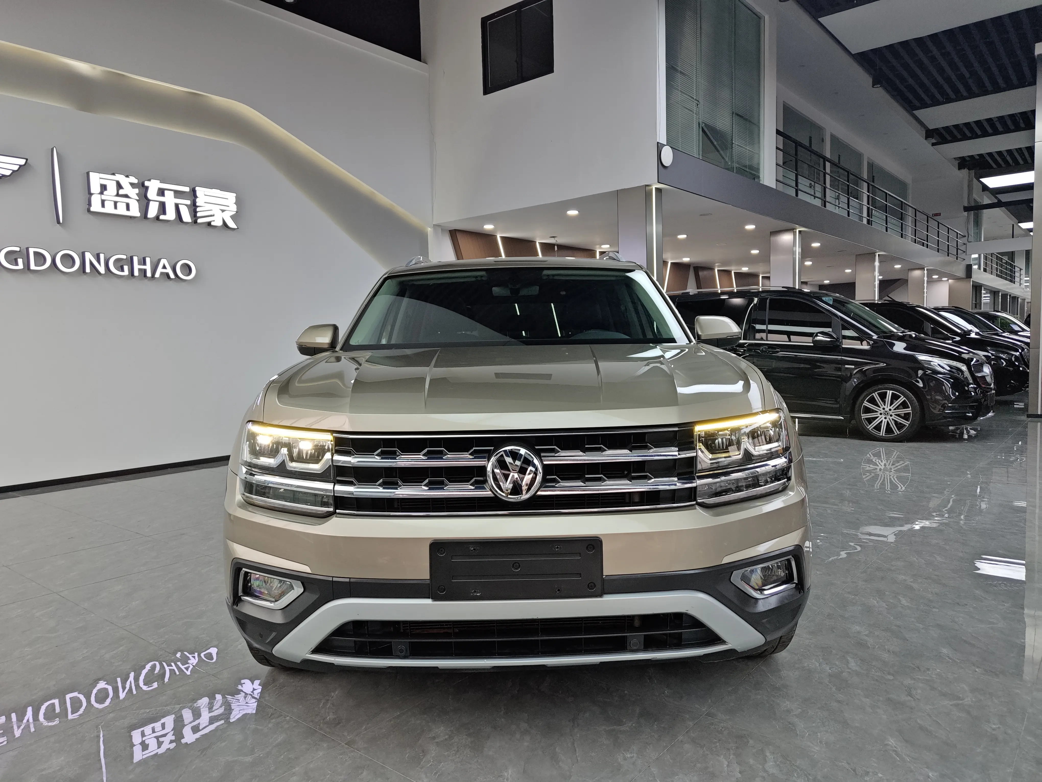 Volkswagen Teramont  из Китая