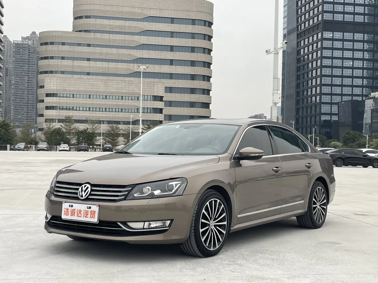 Volkswagen Passat  из Китая