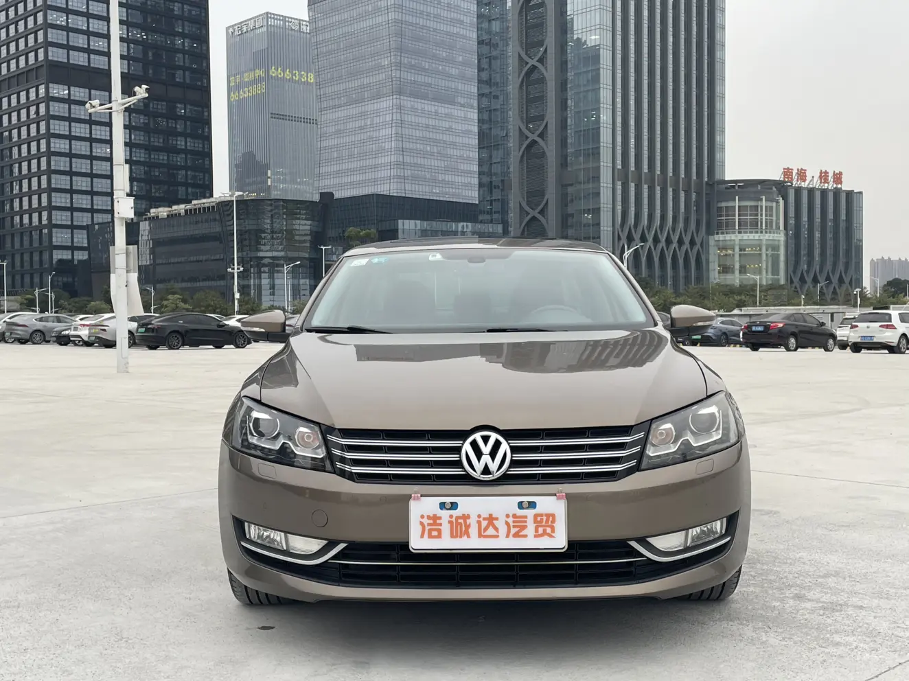 Volkswagen Passat  из Китая