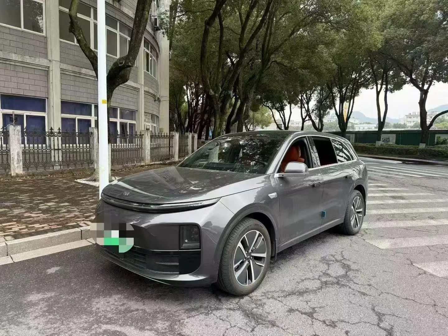 Li L6 (Ideal L6)  из Китая