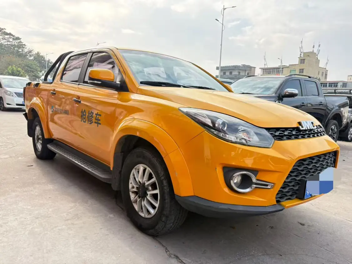 Jiangling Domain Tiger 3  из Китая