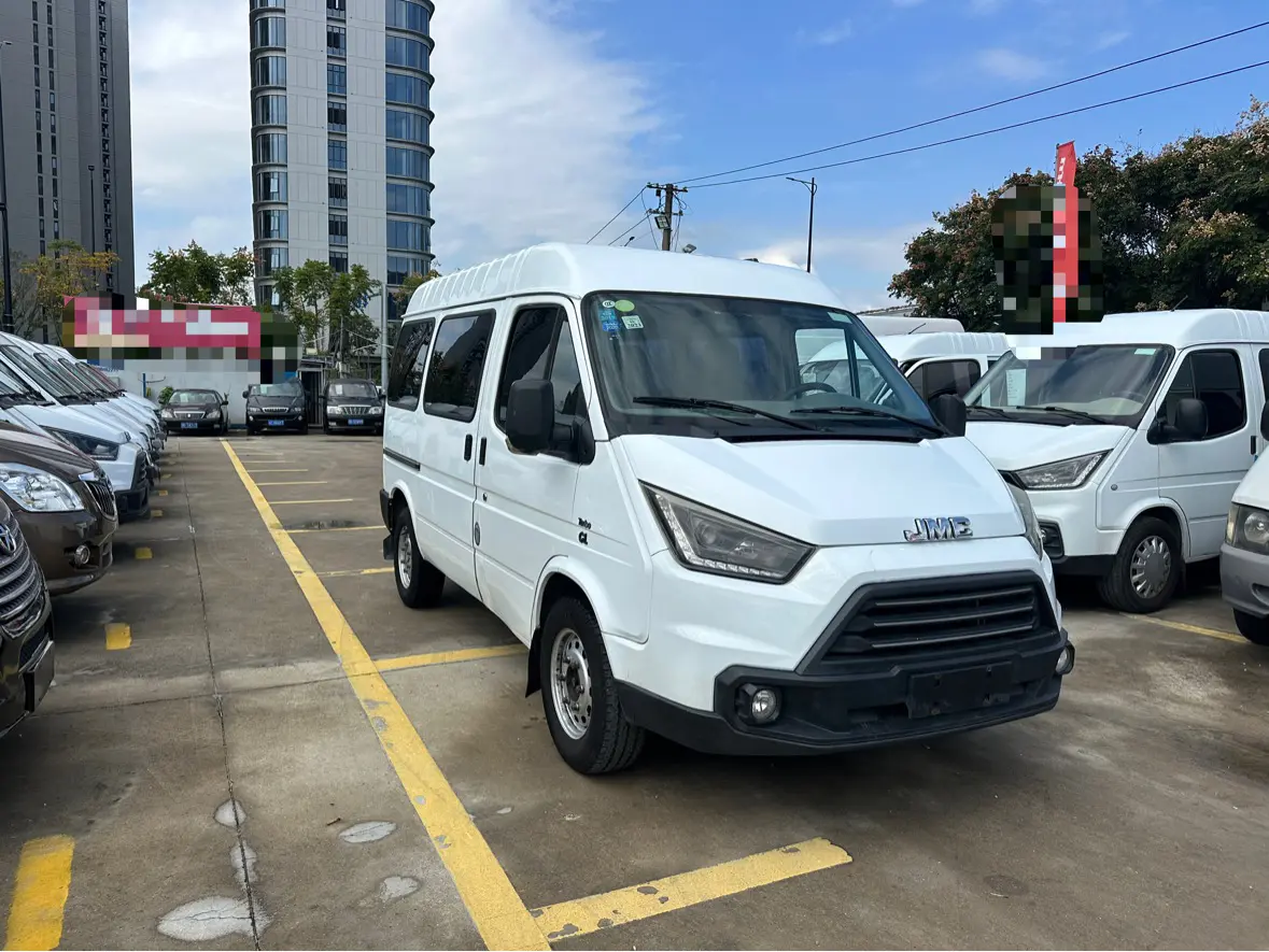 Jiangling Teshun  из Китая