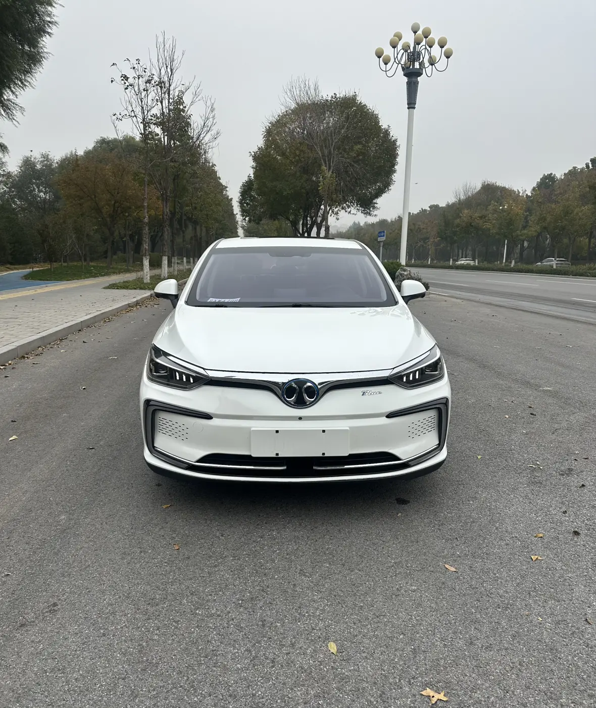 BAIC Beijing EU5  из Китая