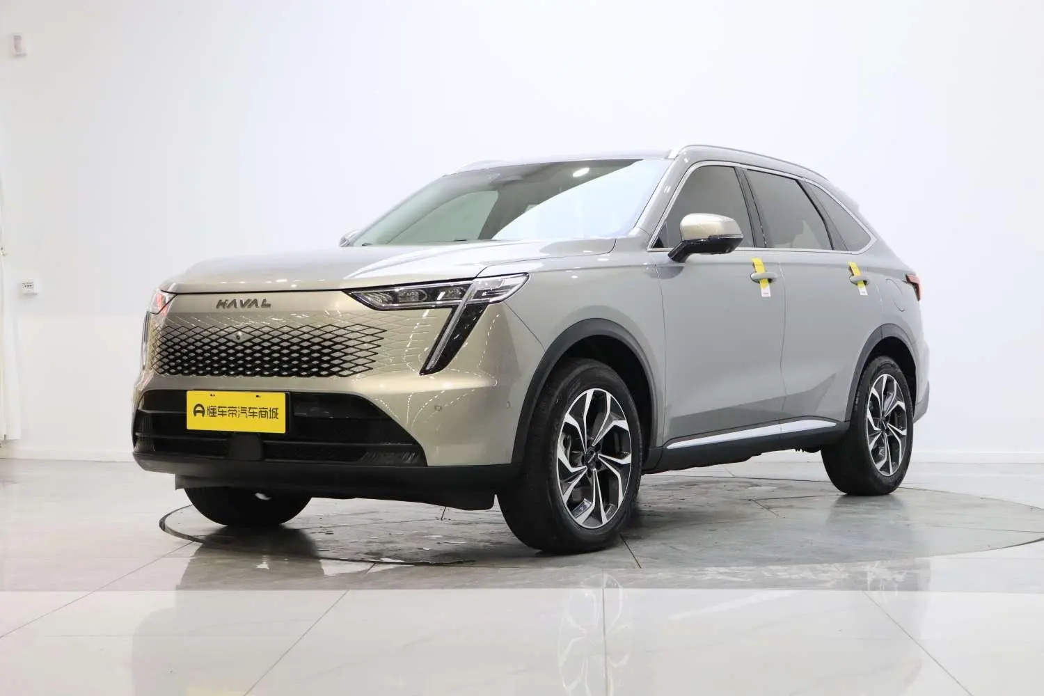 Haval Xiaolong MAX  из Китая