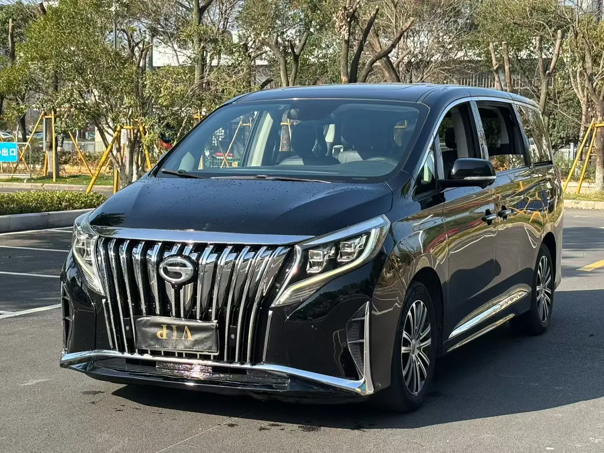 GAC Trumpchi M8  из Китая