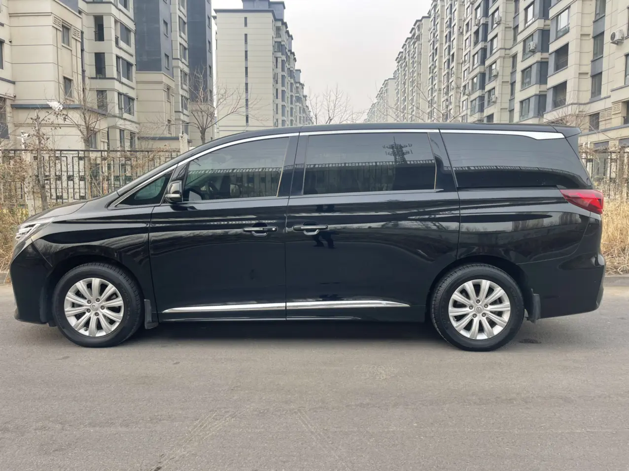 GAC Trumpchi M8  из Китая