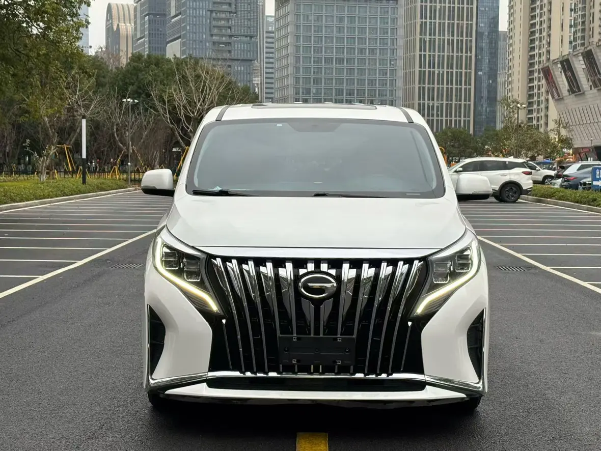 GAC Trumpchi M8  из Китая