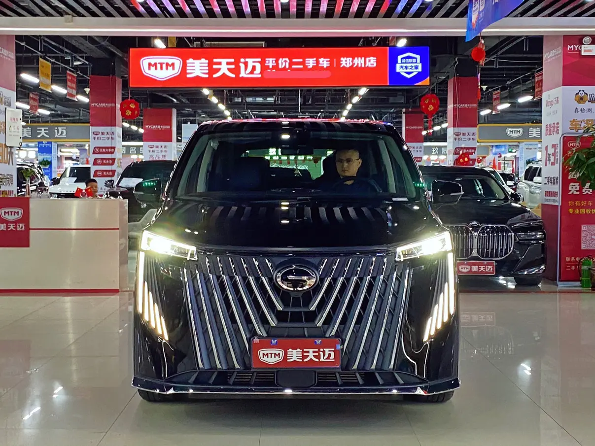 GAC Trumpchi M8  из Китая