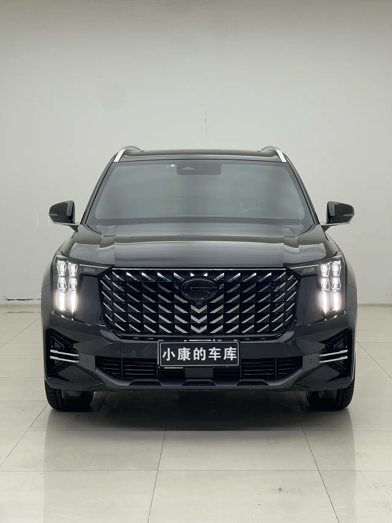 GAC Trumpchi GS8  из Китая
