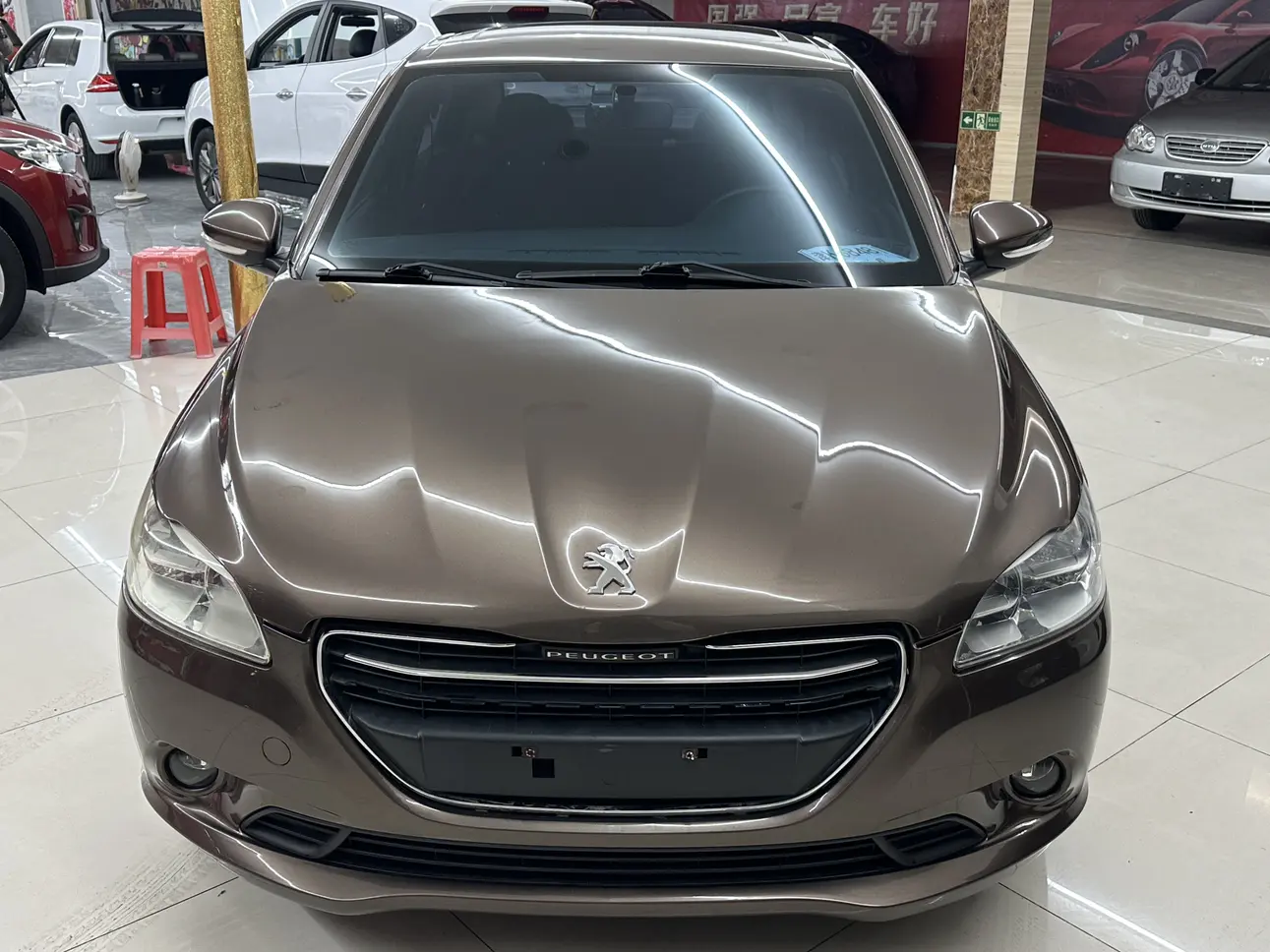 Peugeot 301  из Китая