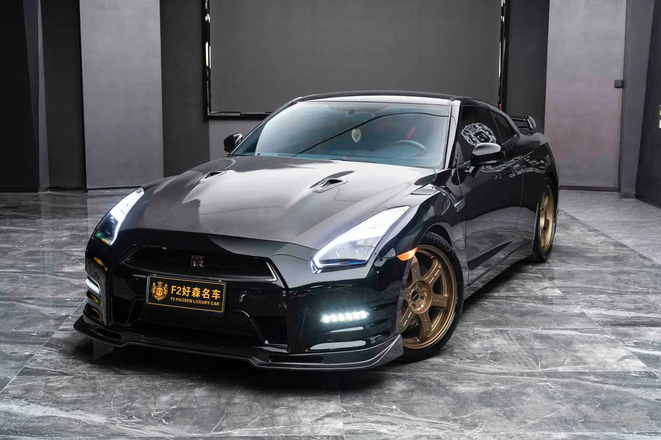 Nissan GT-R  из Китая