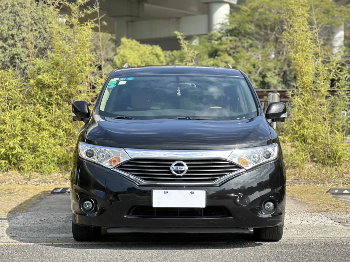 Nissan Nobleman  из Китая