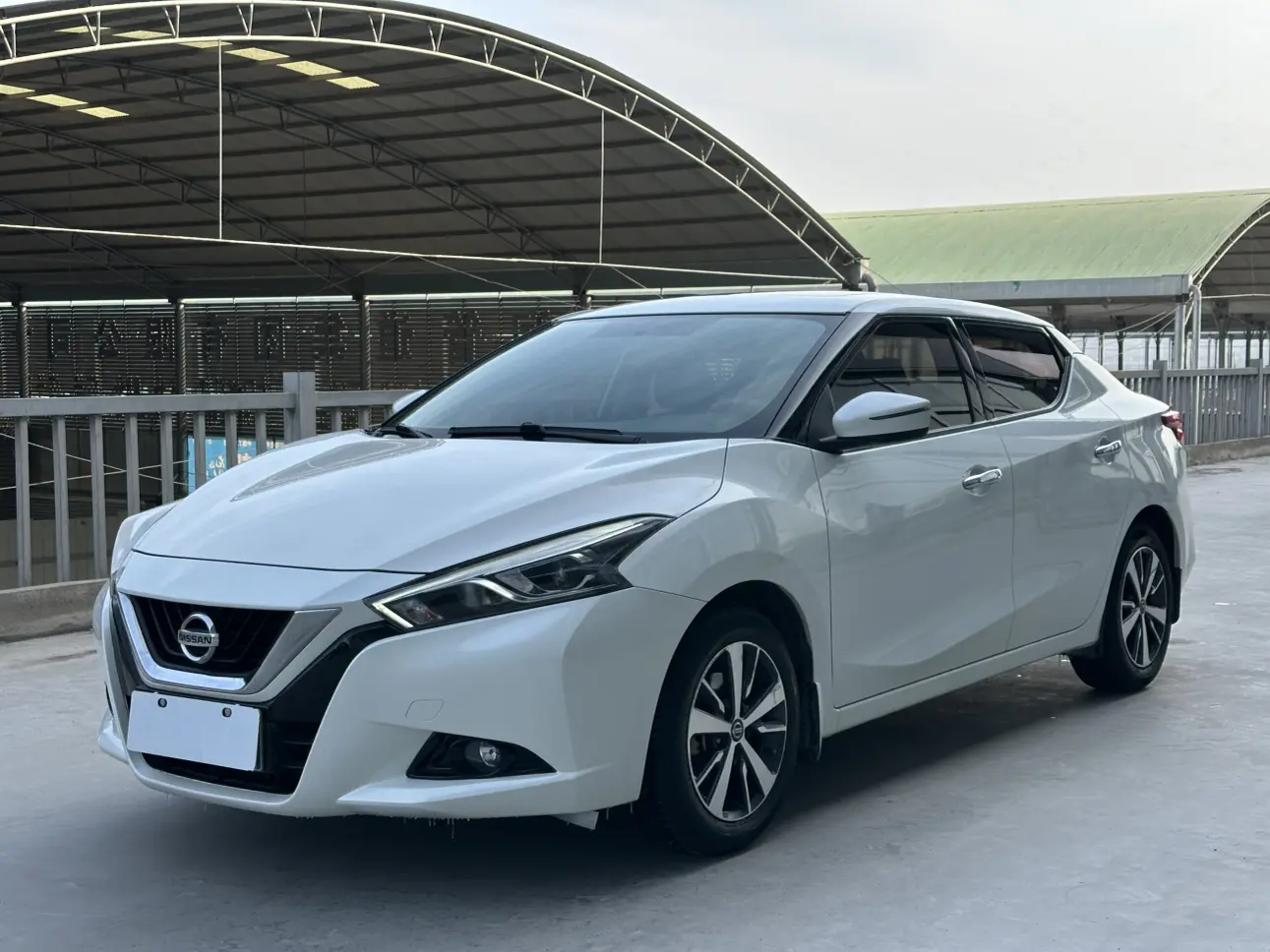 Nissan Bluebird  из Китая