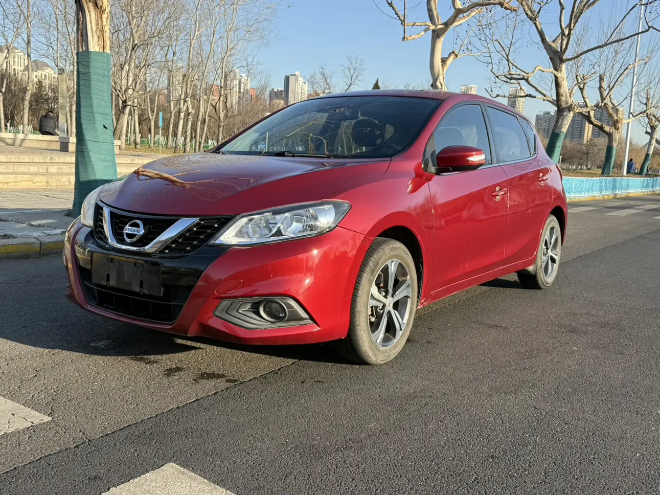 Nissan Tiida  из Китая