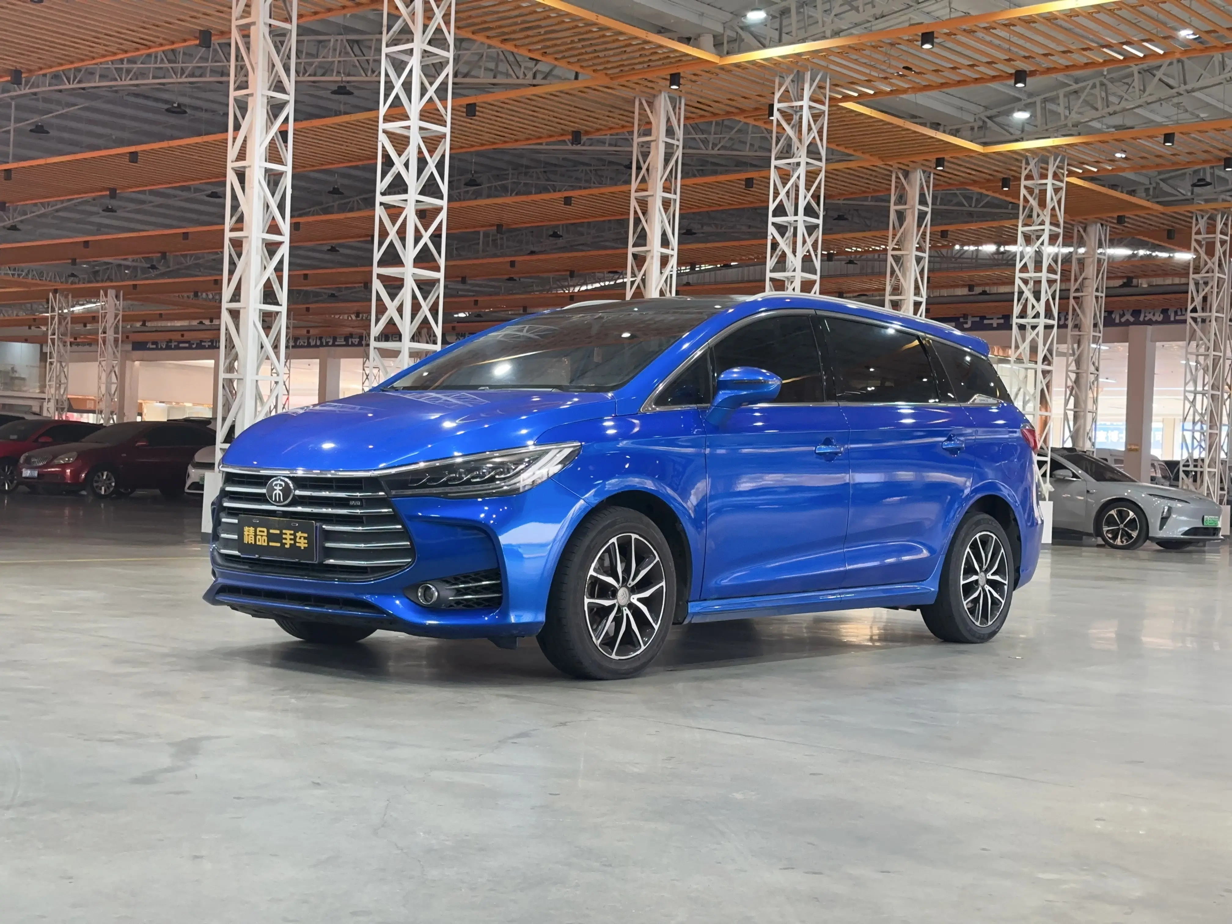 BYD Song MAX  из Китая