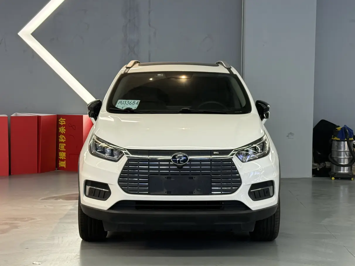 BYD Yuan EV  из Китая