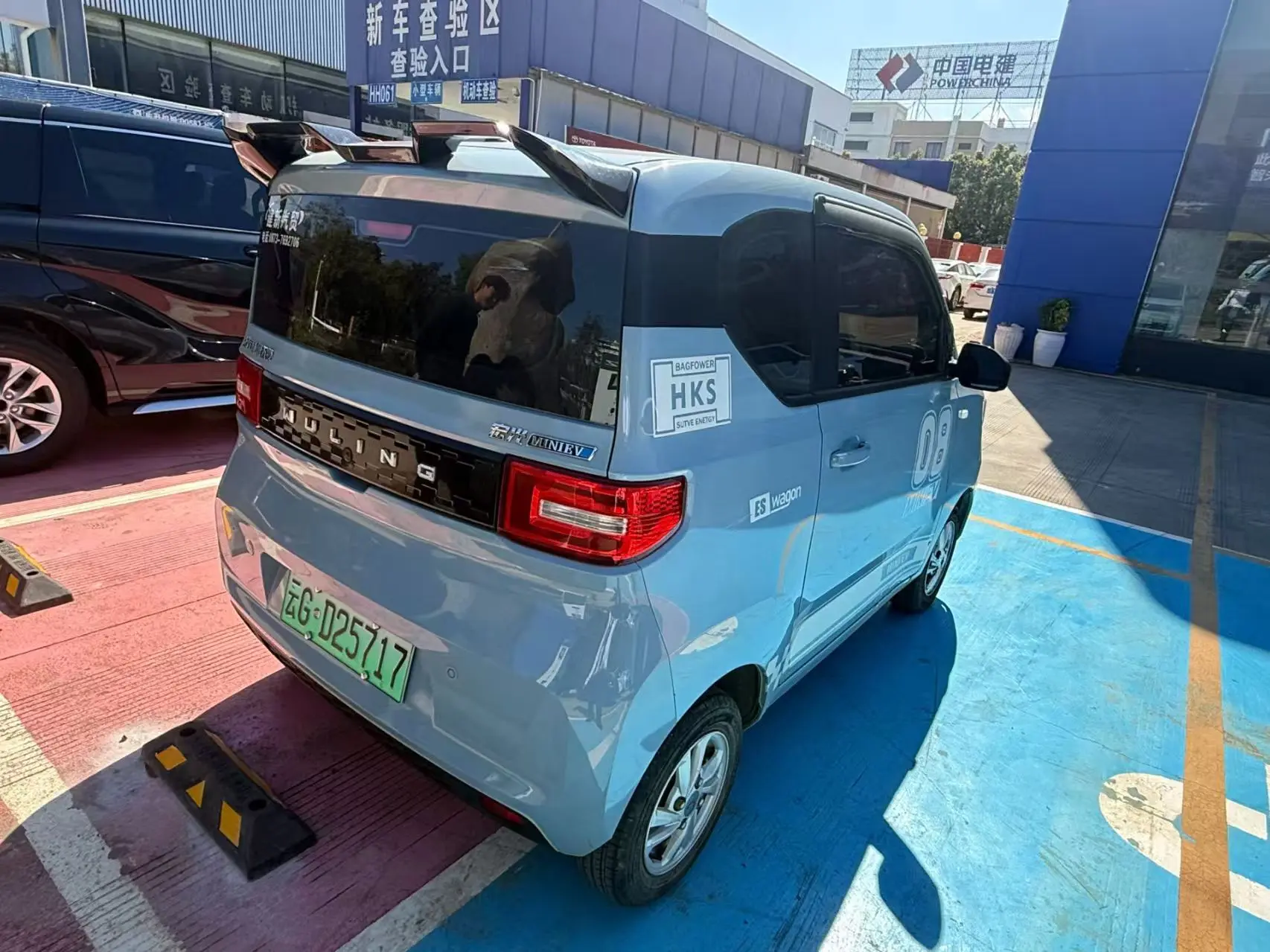 Wuling Hongguang MINIEV  из Китая