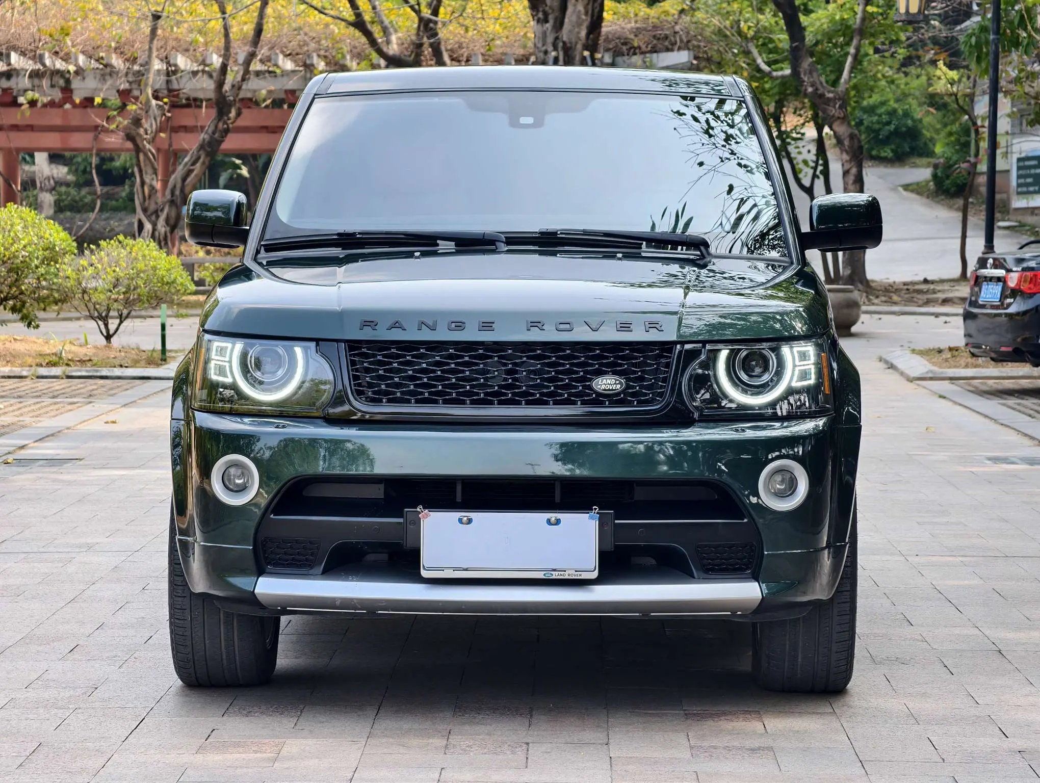 Land Rover Range Rover Sport  из Китая