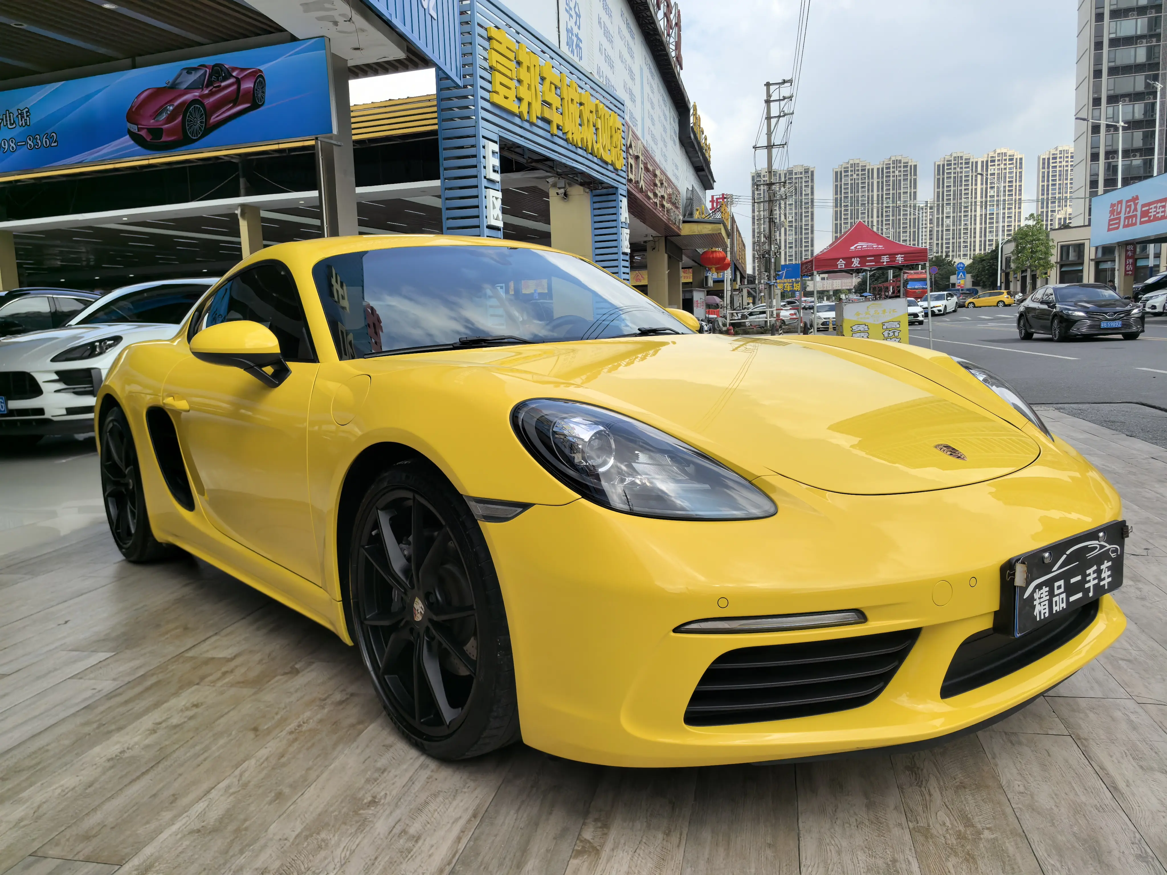 Porsche 718