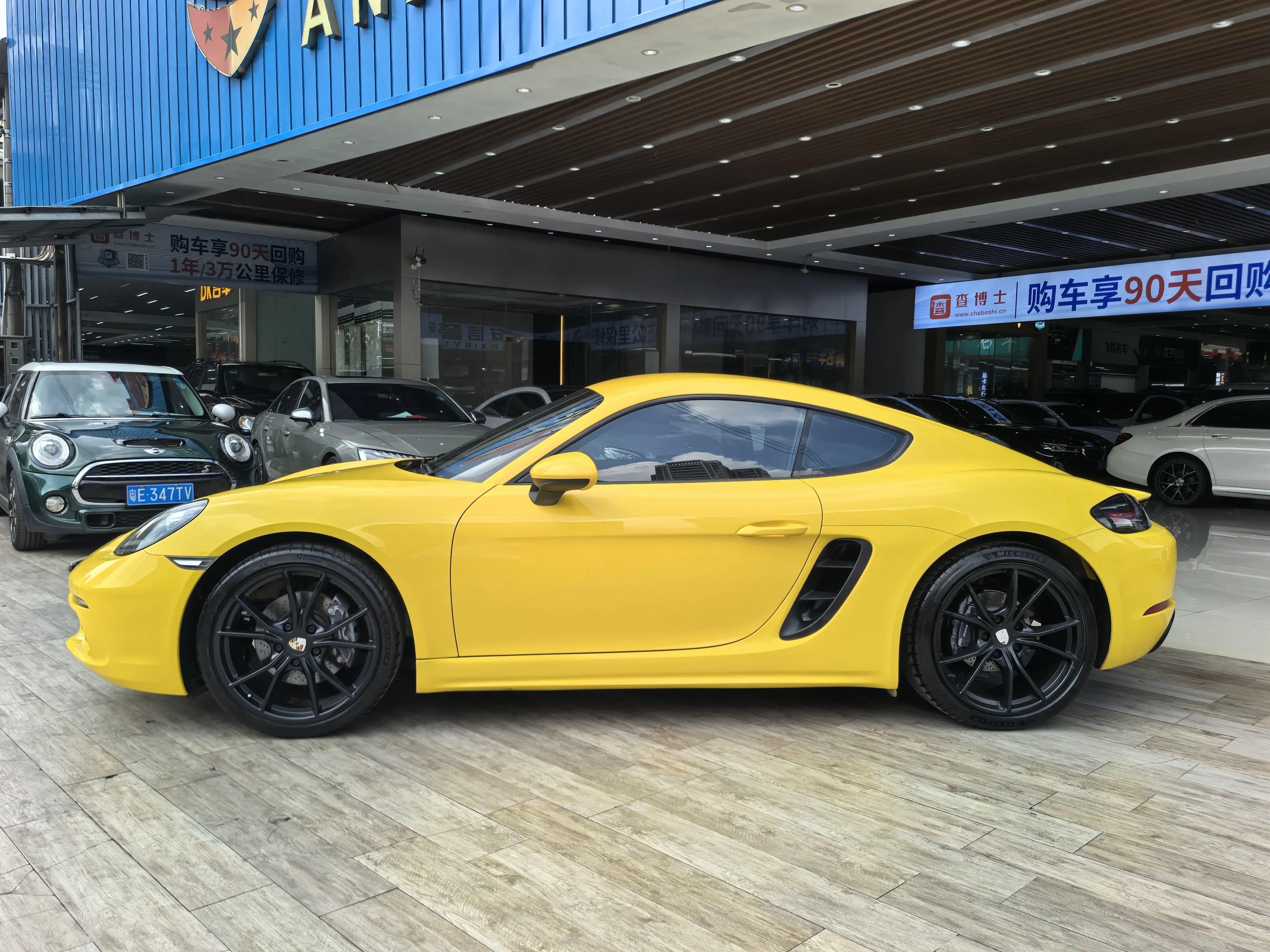 Porsche 718