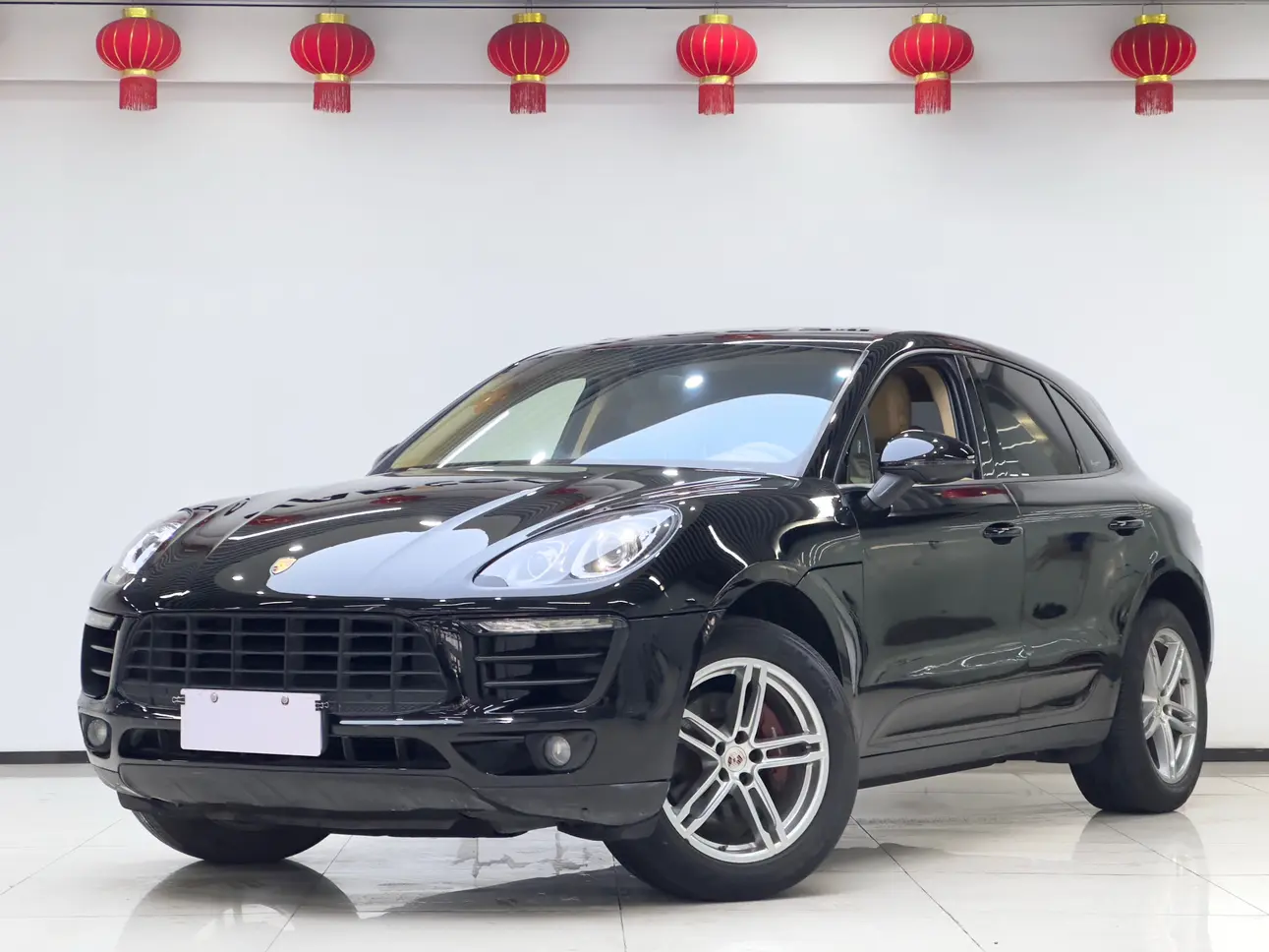 Porsche Macan  из Китая