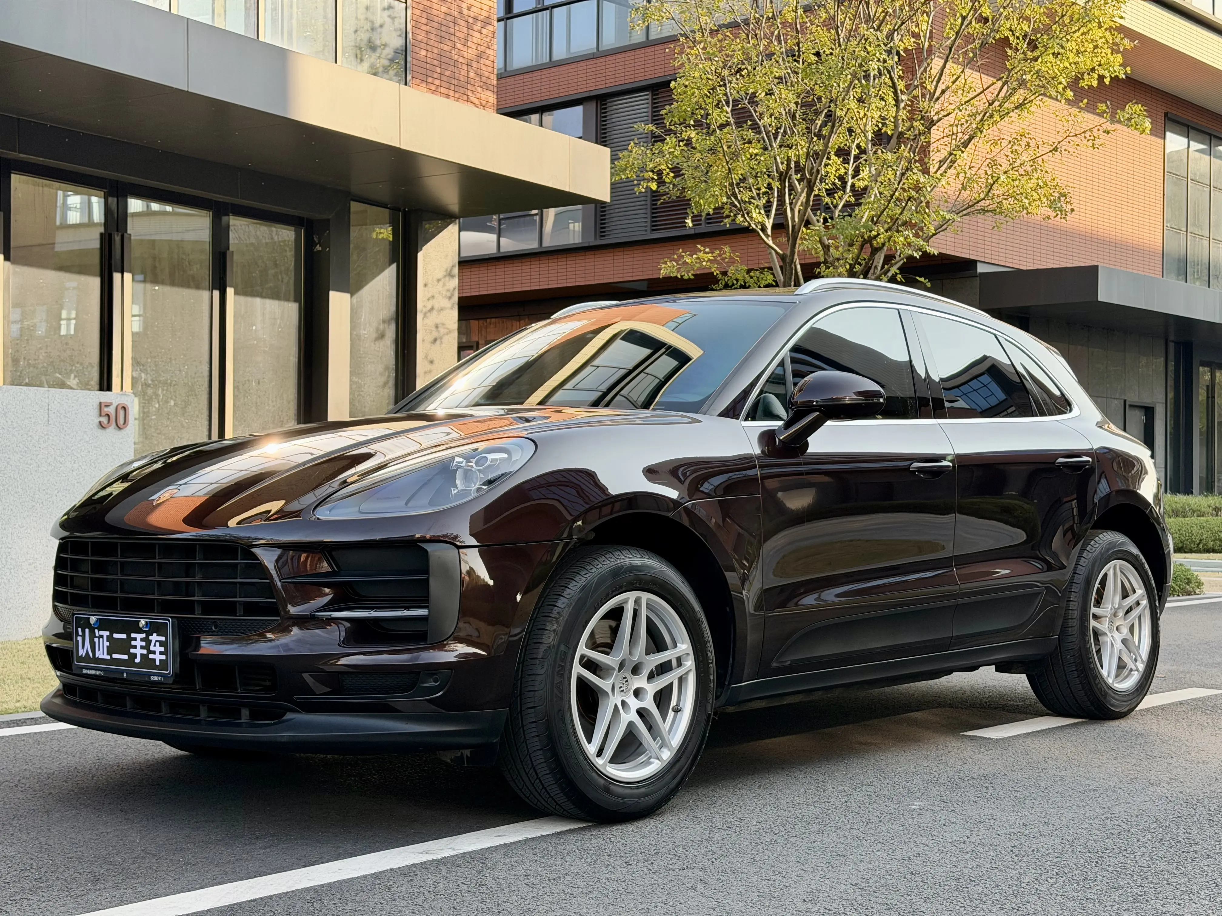 Porsche Macan  из Китая
