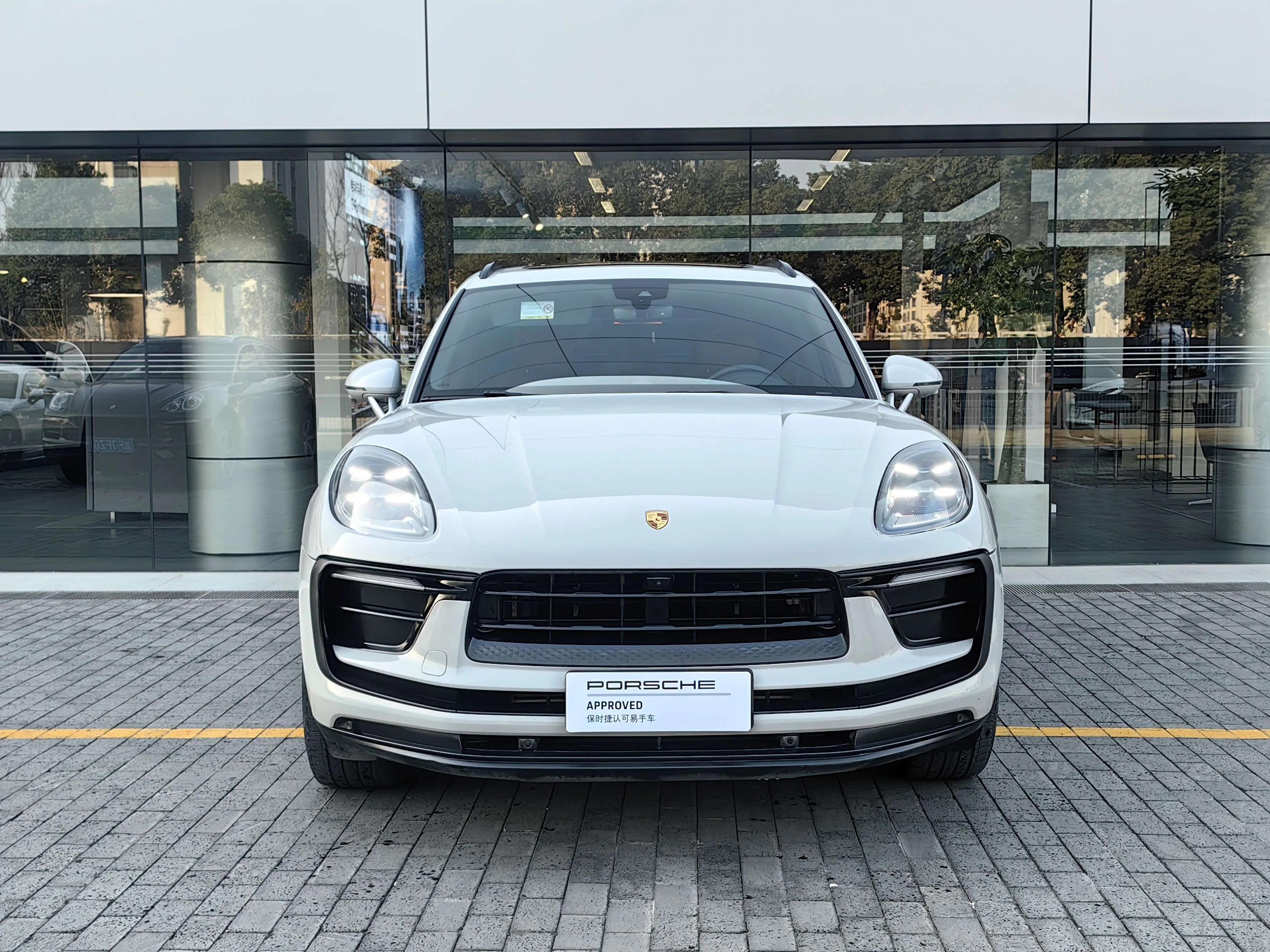 Porsche Macan  из Китая