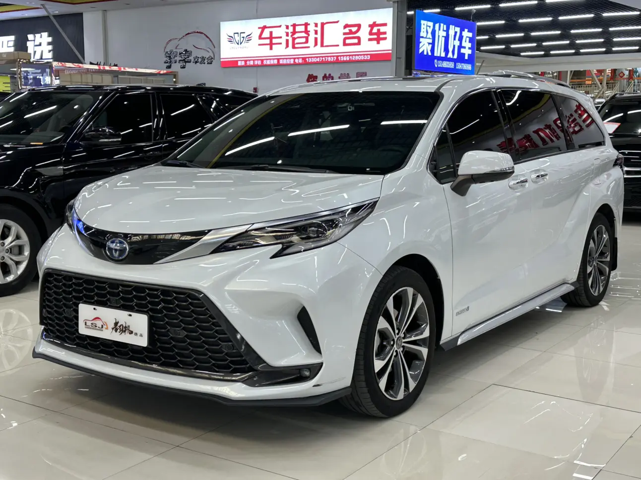 Toyota Granvia  из Китая