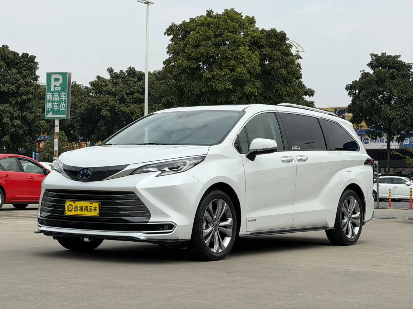 Toyota Sienna  из Китая