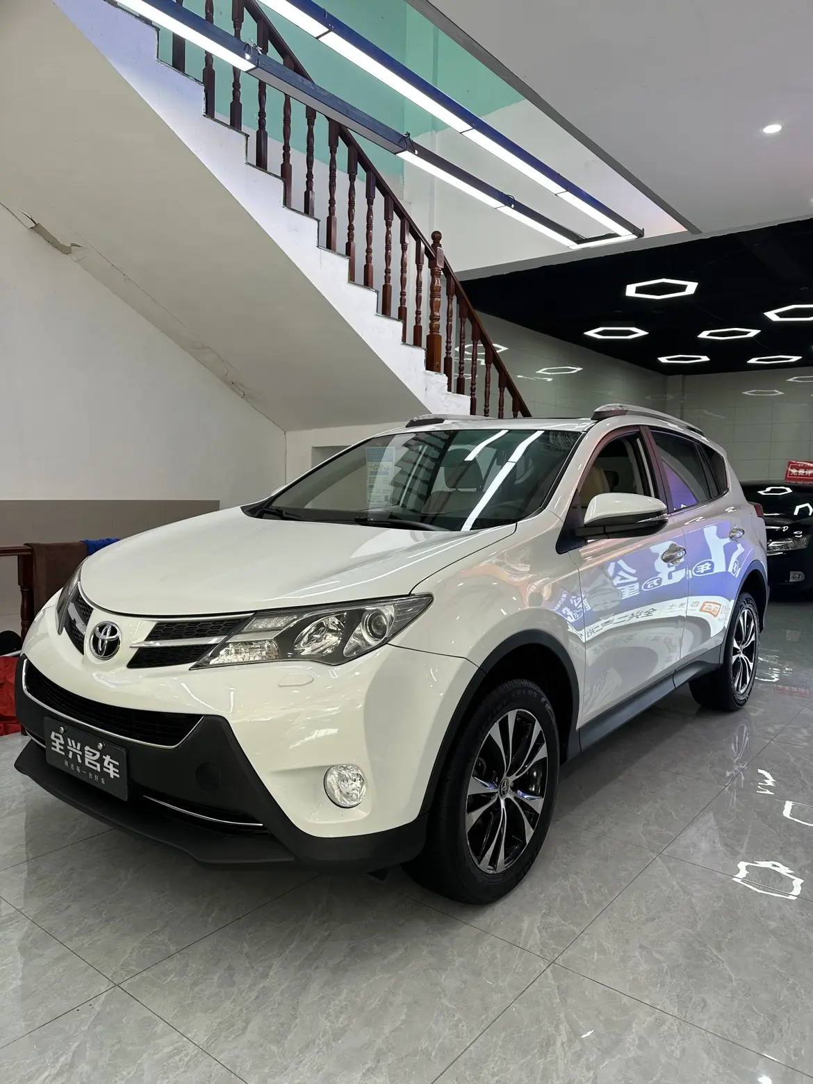 Toyota RAV4  из Китая