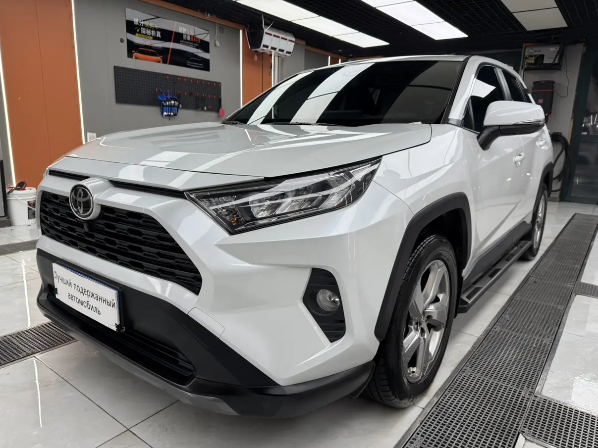 Toyota RAV4  из Китая
