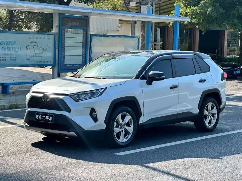 Toyota RAV4  из Китая