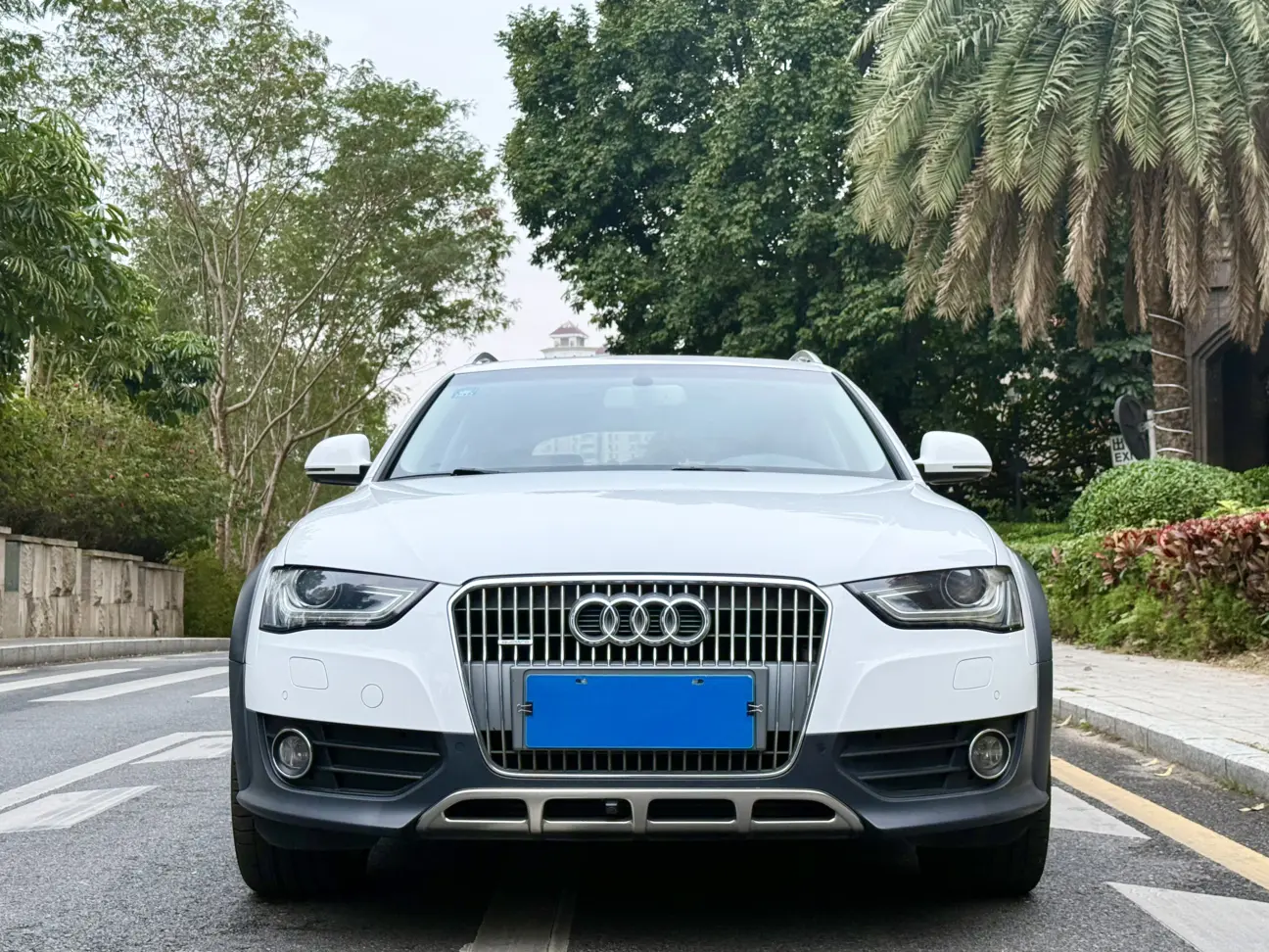 Audi A4  из Китая