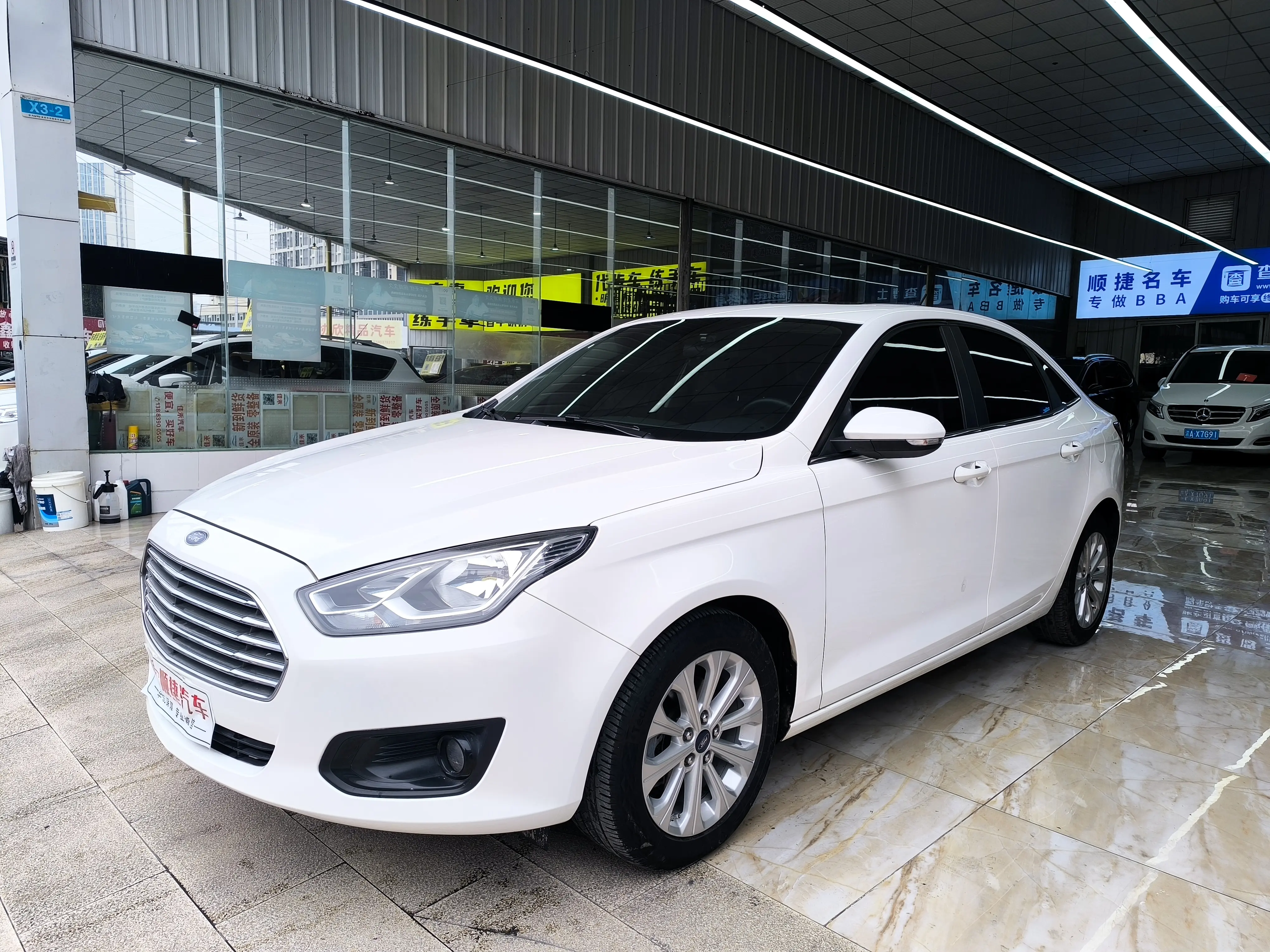 Ford Forrest  из Китая