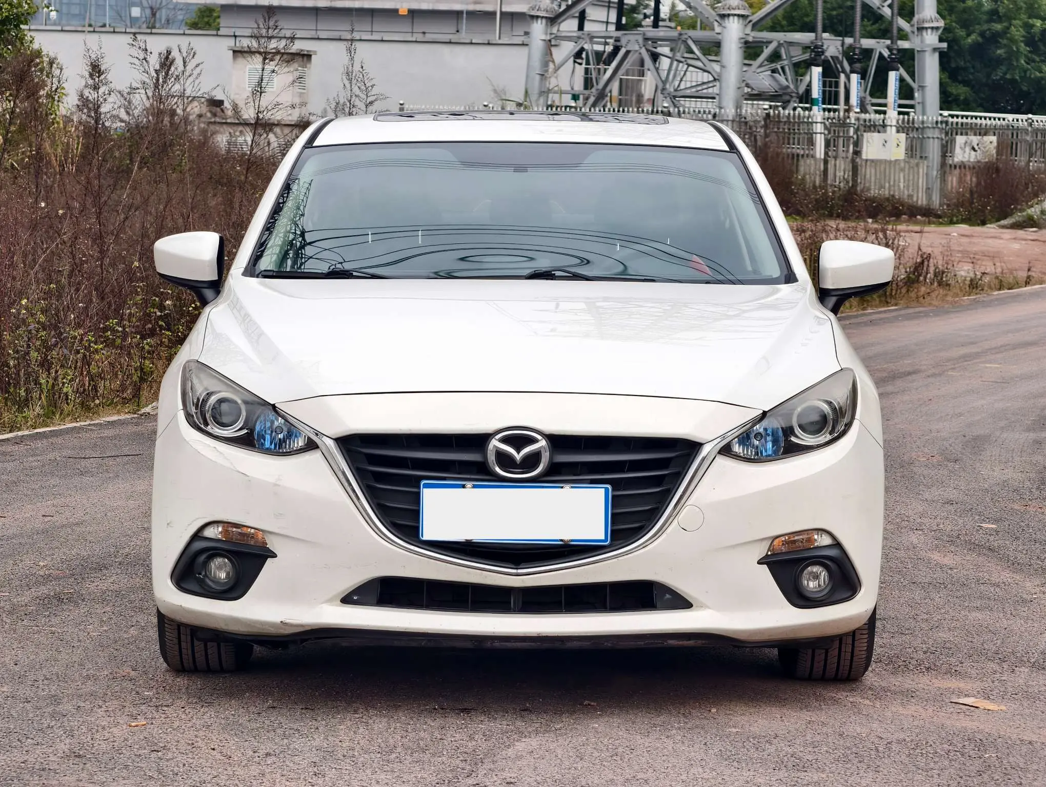 Mazda Axela (Mazda3)  из Китая