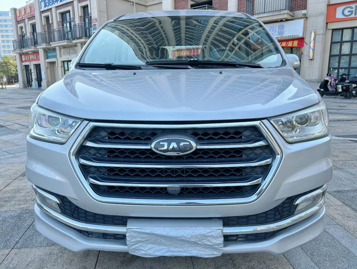 JAC Ruifeng M4  из Китая