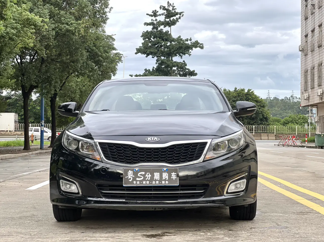 Kia K5  из Китая