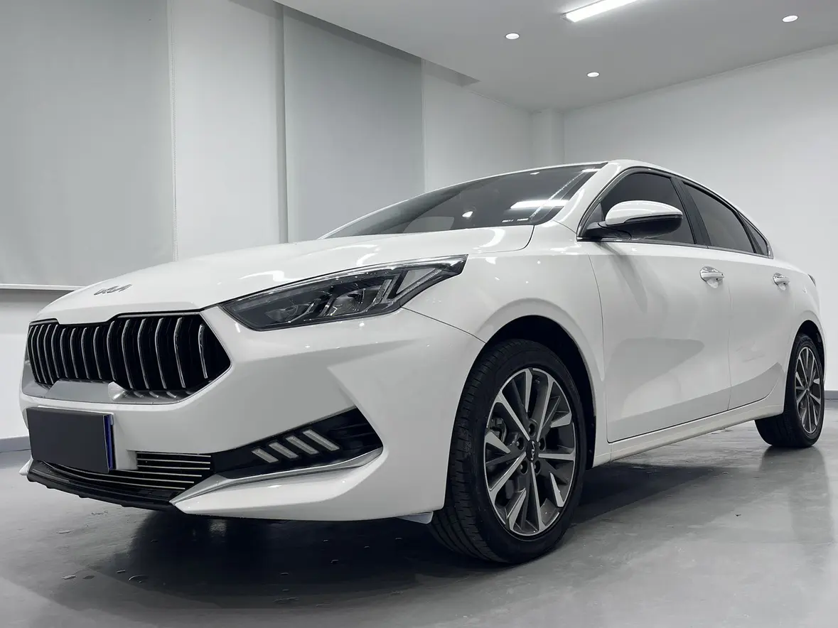 Kia K3  из Китая