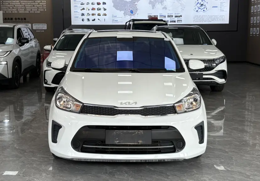 Kia Pegas (Huanchi)  из Китая