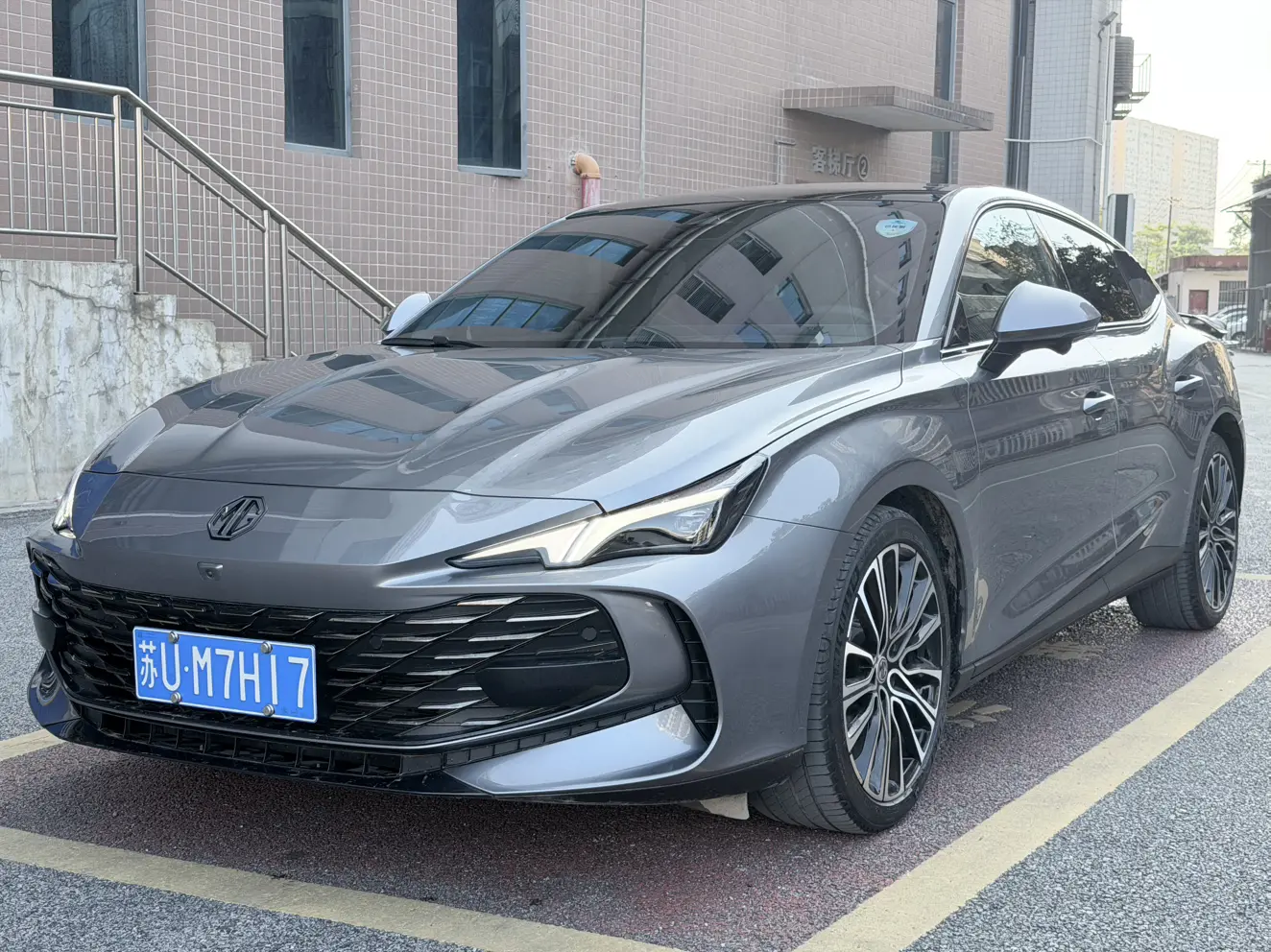 MG 7  из Китая