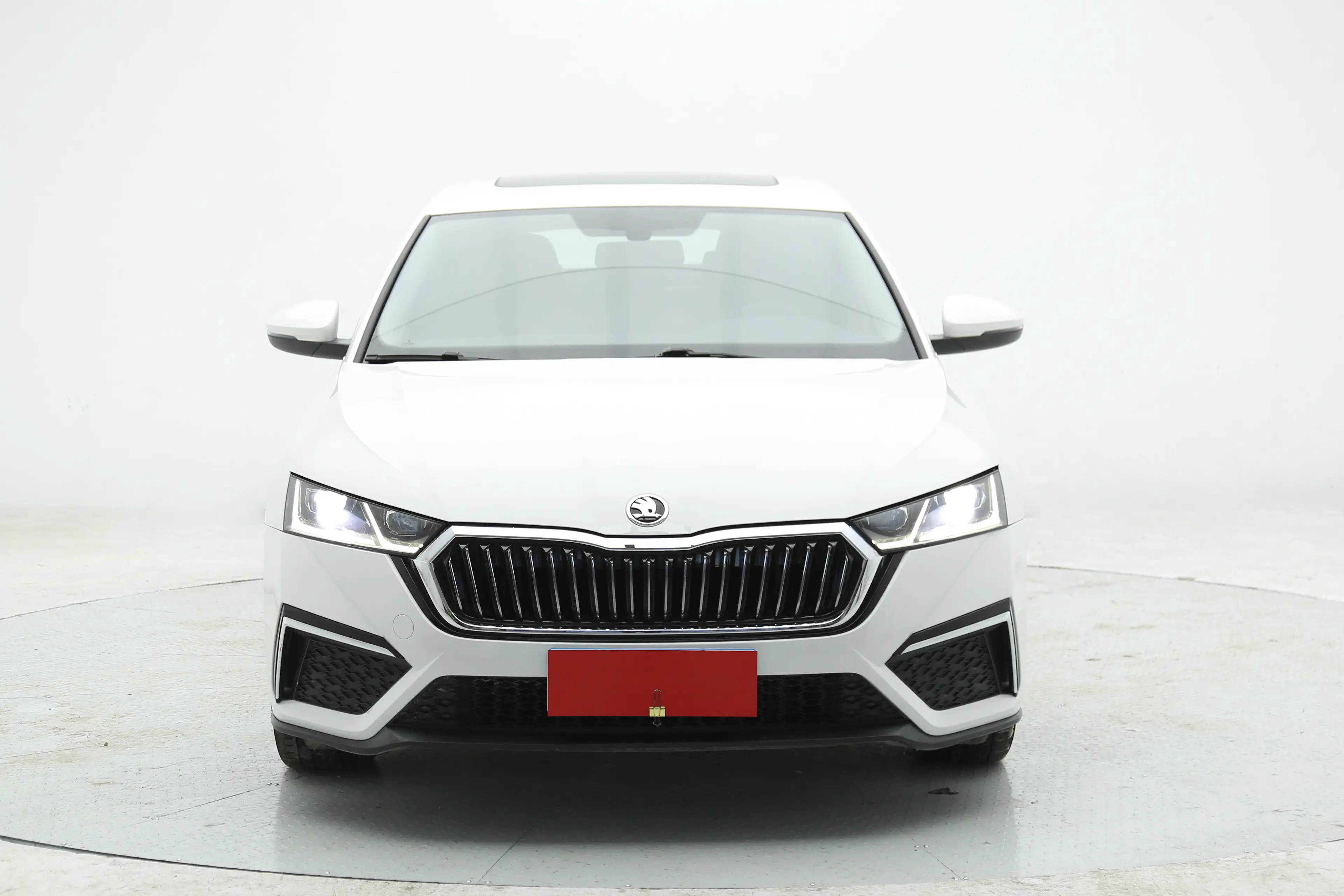 Skoda Octavia  из Китая