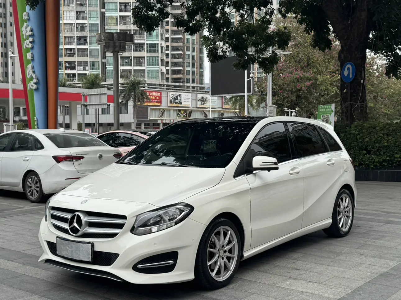Mercedes-Benz Mercedes Benz B Class  из Китая