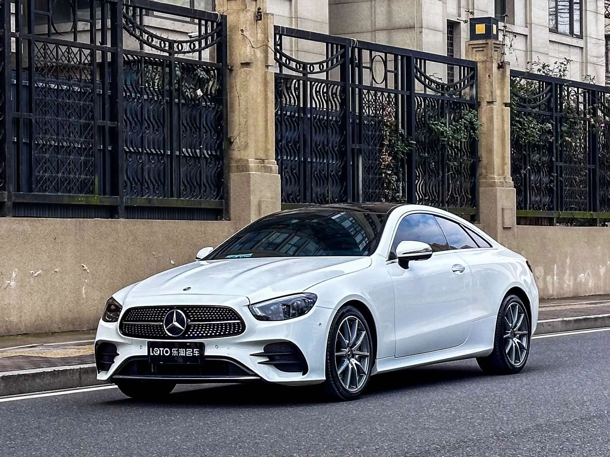 Mercedes-Benz E-Class  из Китая