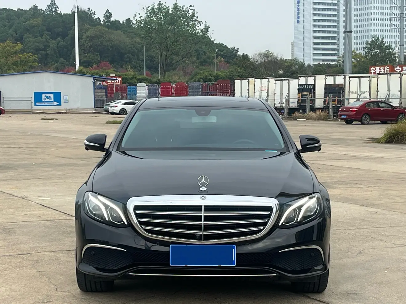 Mercedes-Benz E-Class  из Китая